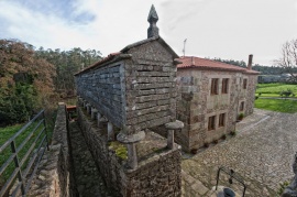 Casa de Trillo - horreo